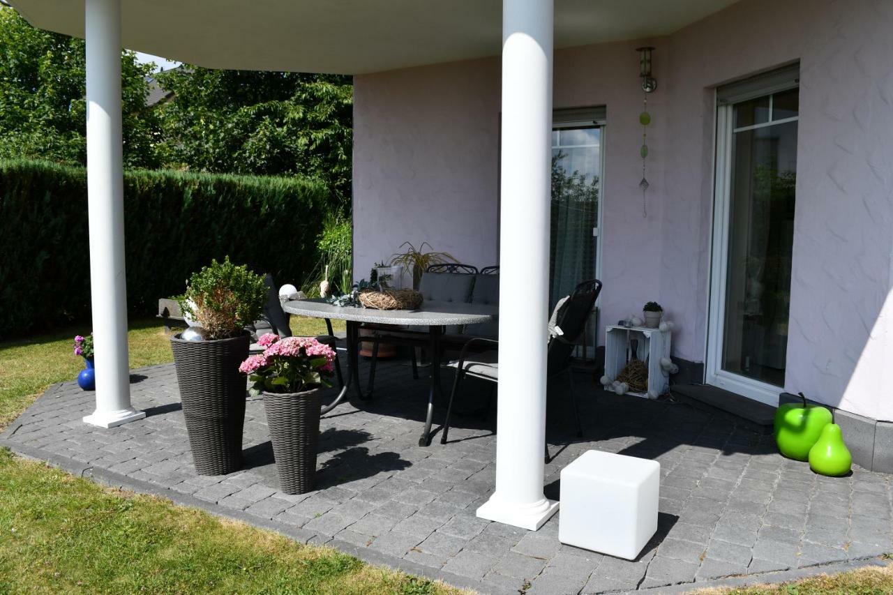 Ferienwohnung Bellerbergblick Ettringen  Exterior photo